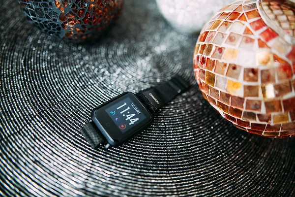 Фото - Смарт-часы Canyon CNS-SW72BB