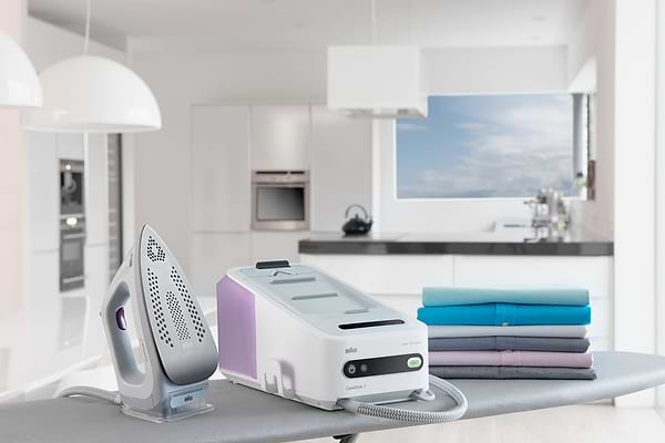 Фото - Утюг с парогенератором Braun IS7043WH