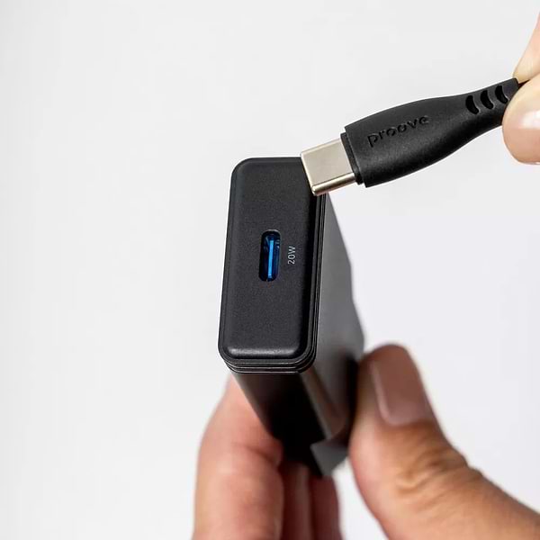 Фото - Сетевое зарядное устройство Proove Slender 30W (Type-C + USB) Black (WCSL30110001)