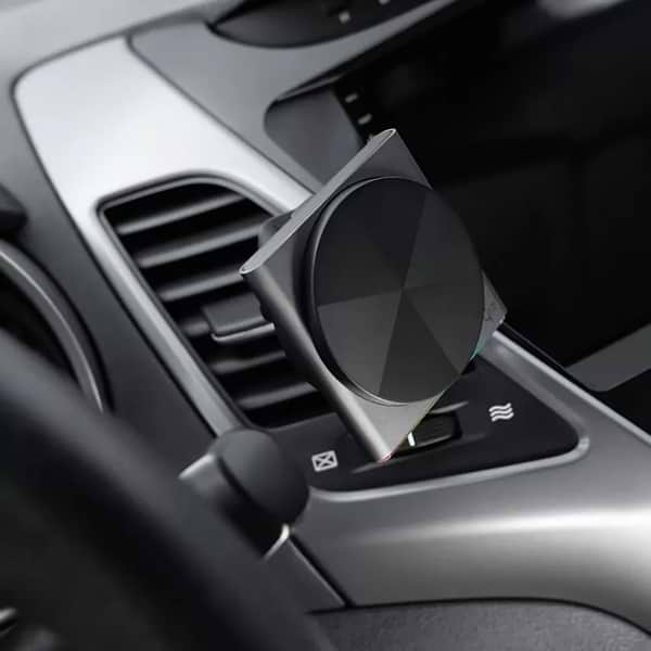 Фото - Автодержатель с беспроводной зарядкой Proove Neostorm QI2 15W gray (WHNS15002003)