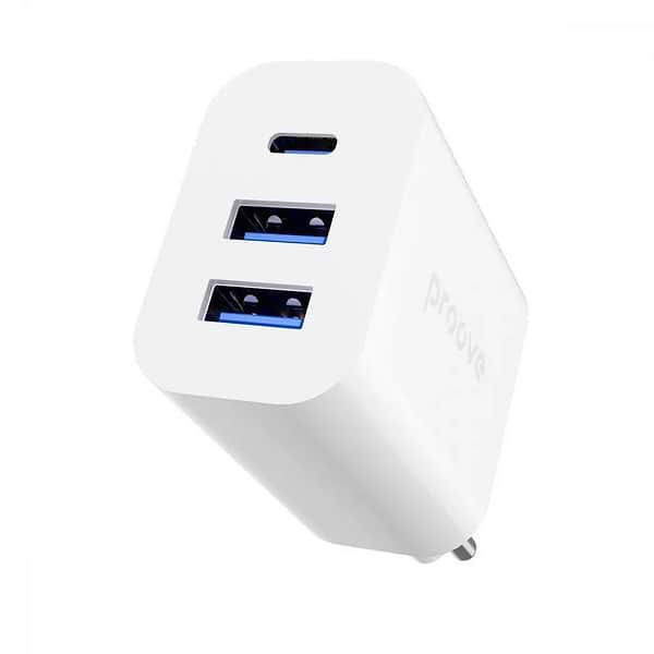 Фото - Мережевий зарядний пристрій Proove Rapid 30W (2 USB + Type-C White (483950003)