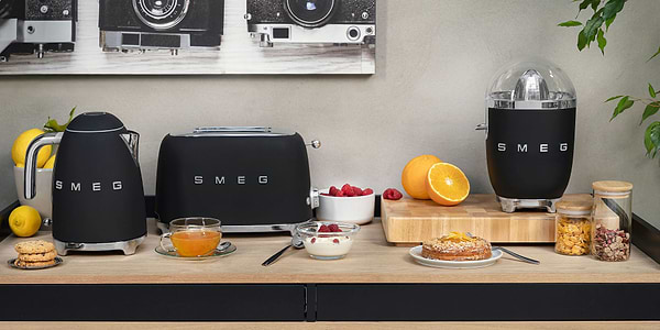 Фото - Тостер Smeg TSF01BLMEU