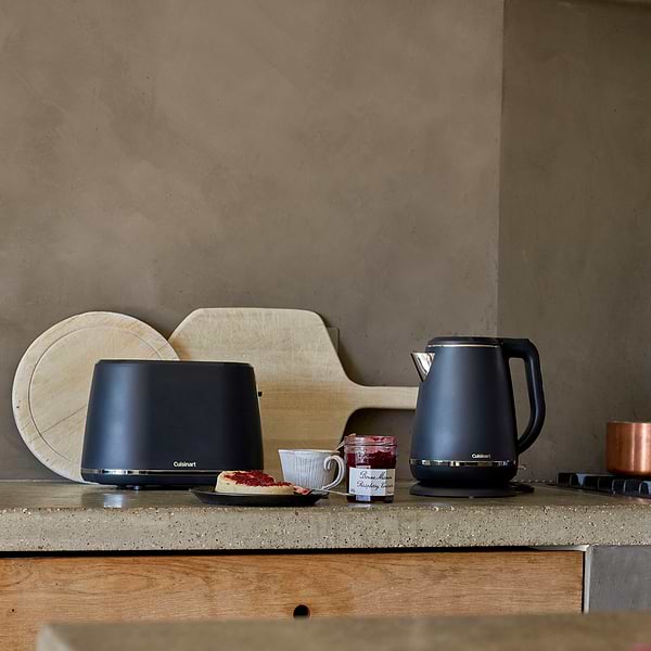 Фото - Електричний чайник Cuisinart CJK780E