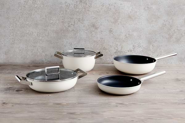 Фото - Кастрюля Smeg CKFC2411CRM