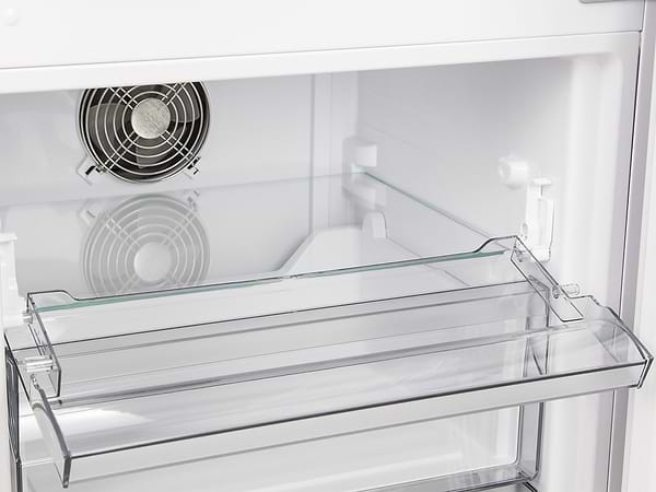 Фото - Холодильник Vestfrost CNF289WB