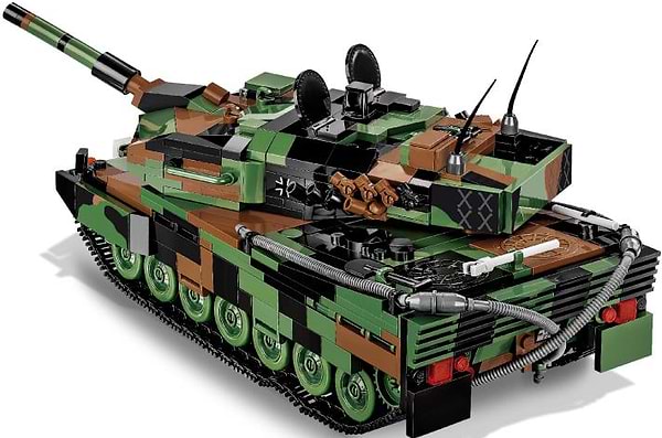 Фото - Пластиковий конструктор Cobi Танк Леопард 2 945  деталей (COBI-2620)