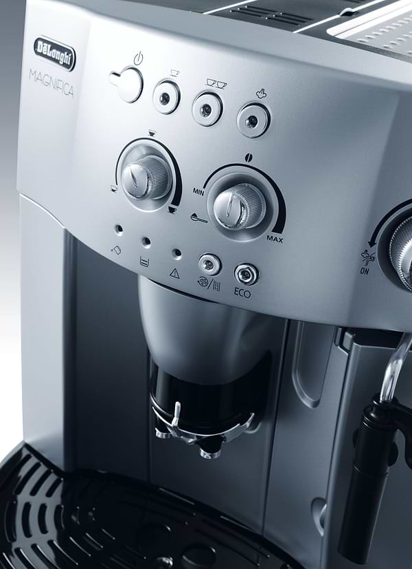 Фото - Кофемашина Delonghi ESAM4200S