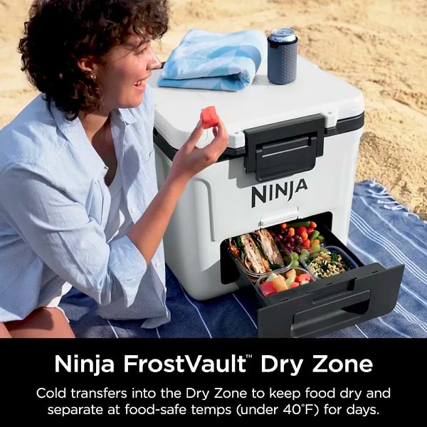 Фото - Термобокс Ninja FrostVault 28L Hard Coole (FB230EUWH)