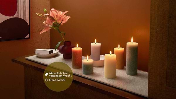 Фото - Свічка декоративна Bolsius SHINE 130/68 нефрит (790368)