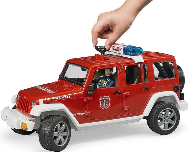 Фото - Наземная спецтехника BRUDER Пожарный джип Wrangler Unlimited Rubiconс фигуркой пожарного, М1:16 (02528)