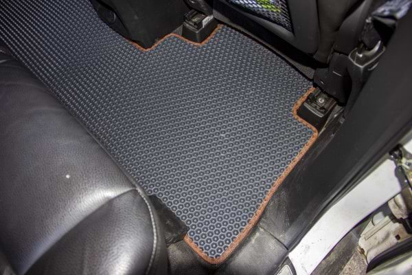 Фото - EVA килимки в салон авто EVAtech для Captiva (C140) 7 seats AT Restyling Chevrolet 2011-2018 1 покоління SUV EU CT3172Z3RBB