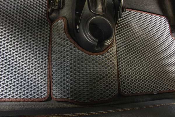 Фото - EVA килимки в салон авто EVAtech для Aveo (T250) 5-doors Restyling Chevrolet 2005-2011 1 покоління Htb EU CT33301C5SGB