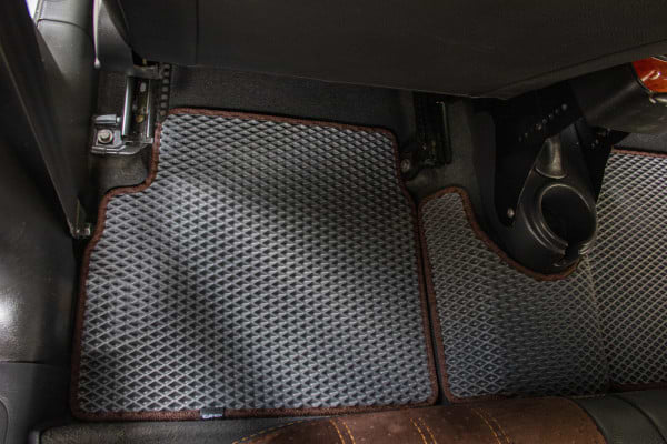 Фото - EVA коврики в салон авто EVAtech для Aveo (T250) 5-doors Restyling Chevrolet 2005-2011 1 поколение Htb EU CT33301C5RGB