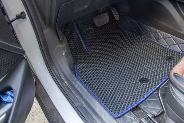 Фото - EVA килимки в салон авто EVAtech для Menlo Chevrolet 2020 1 покоління SUV China CT42996C5OU2RBB