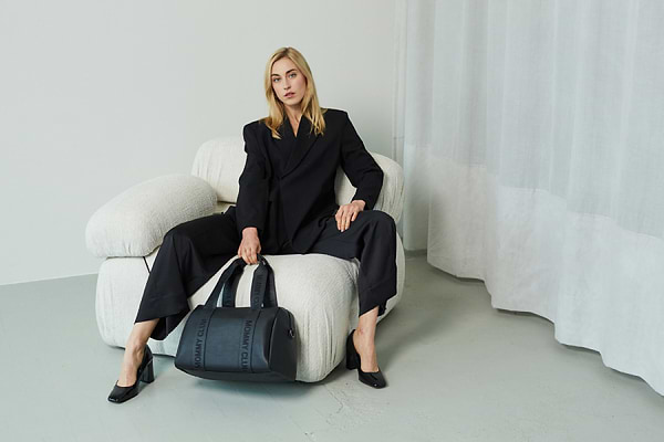 Фото - Сумка для батьків Childhome Mommy club Signature vegan leather Black (CWMCSLBL)
