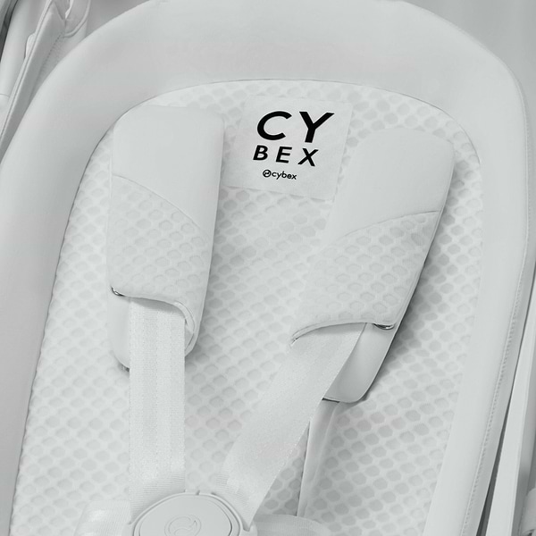 Фото - Коляска прогулочная Cybex Coya Urban Mobility White (524000697)