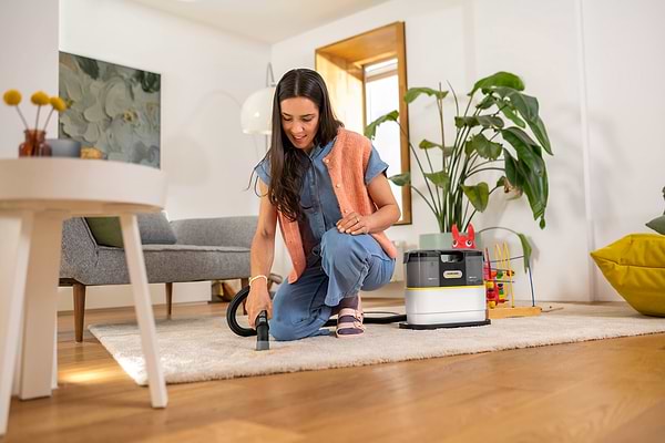 Фото - Пылесос моющий и пятновыводитель Karcher SE 2 Spot Care (1.081-420.0)