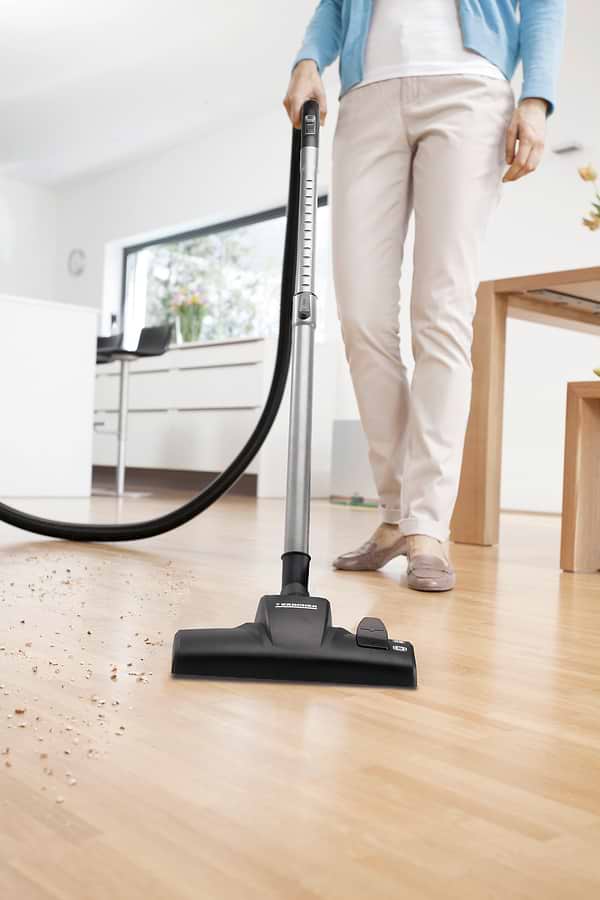 Фото - Пылесос для сухой уборки с мешком Karcher VC 2.8 (1.198-031.0)