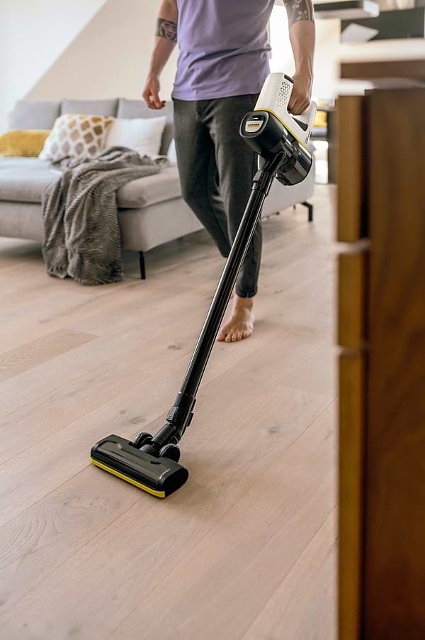 Фото - Пилосос ручний для дому Karcher VC 4 Cordless myHome (1.198-630.0)