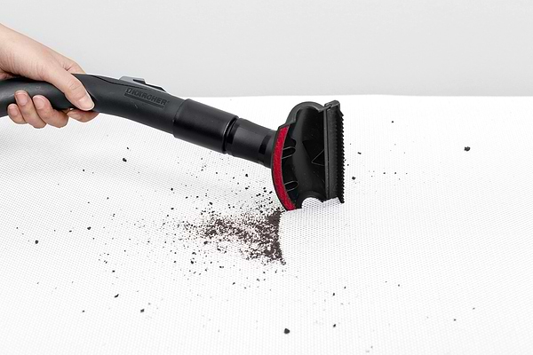 Фото - Пилосос для сухого прибирання без мішка Karcher VC 3 (1.198-051.0)