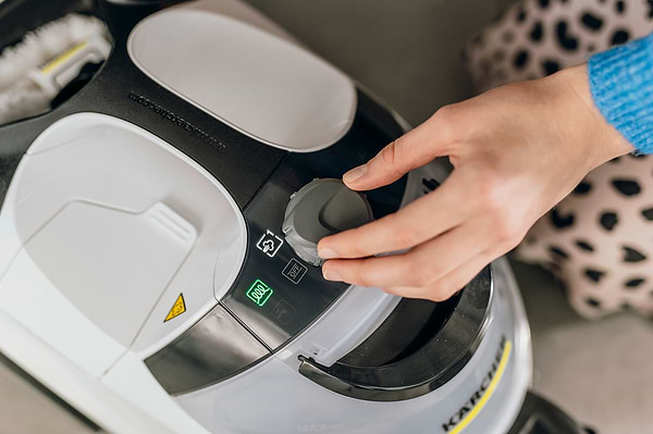 Фото - Пароочиститель Karcher SC 5 EasyFix Iron (1.512-661.0)