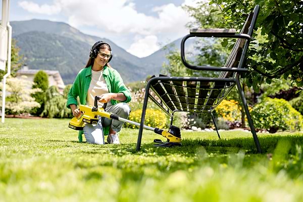 Фото - Тример садовий Karcher LTR 3-18 Dual Battery Set (1.445-451.0)