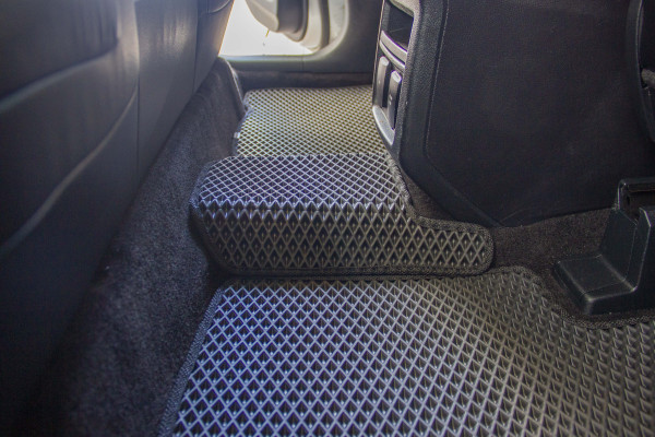 Фото - EVA килимки в салон авто EVAtech для Edge Ford 2014 2 покоління SUV EU FD1529CV5LA2RBB