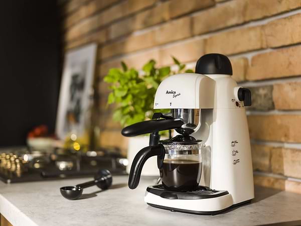 Фото - Кофеварка рожковая Amica CD1011