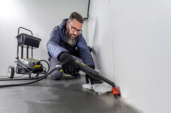 Фото - Пароочисник Karcher SG 4/4 (1.092-104.0)