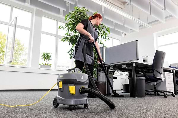 Фото - Пилосос для сухого прибирання з мішком Karcher T 11/1 Classic (1.527-197.0)