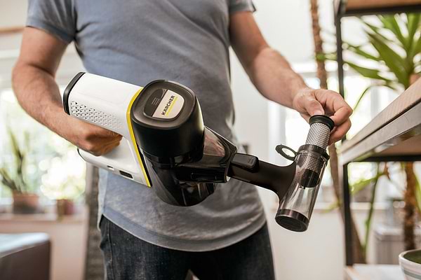 Фото - Пылесос ручной для дома Karcher VC 6 Cordless ourFamily Pet (1.198-673.0)