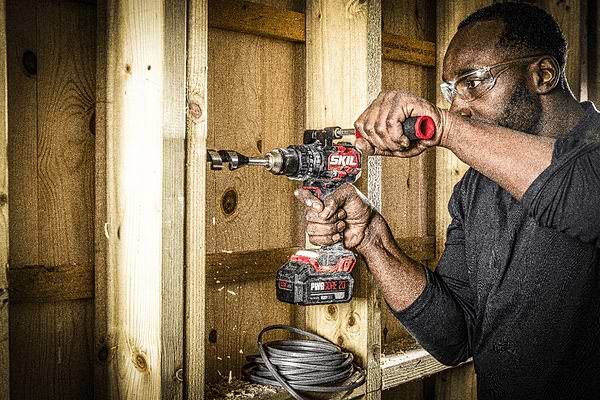 Фото - Дрель-шуруповерт Skil 3085 CA XP 20В (CD1E3085CA)