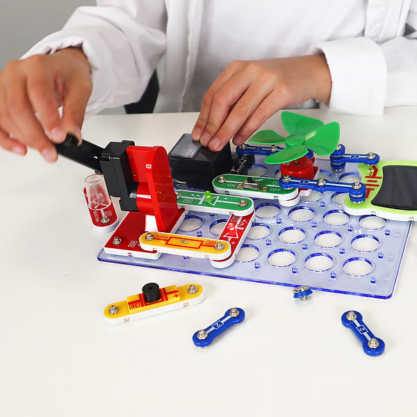 Фото - Электронный конструктор DOKA АЛЬТЕРНАТИВНАЯ ЭНЕРГИЯ (50 схем) (D70711)