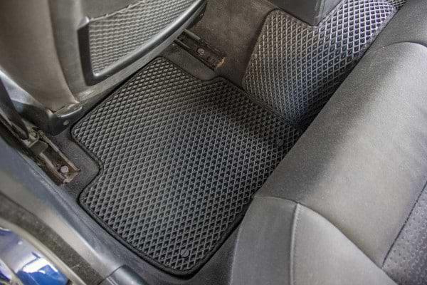 Фото - EVA коврики в салон авто EVAtech для 3 Series (E46) RWD Restyling BMW 2001-2006 4 поколение Combi EUBM12268C5BM8RBB