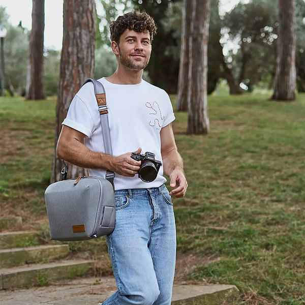 Фото - Сумка для фотокамеры со смен.объективом Vanguard VEO City CB34M Gray (VEO CITY CB34 GY)