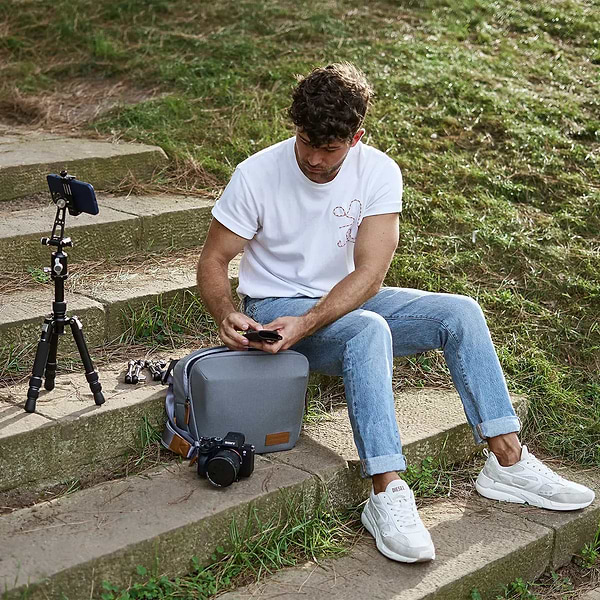 Фото - Сумка для фотокамеры со смен.объективом Vanguard VEO City CB34M Gray (VEO CITY CB34 GY)