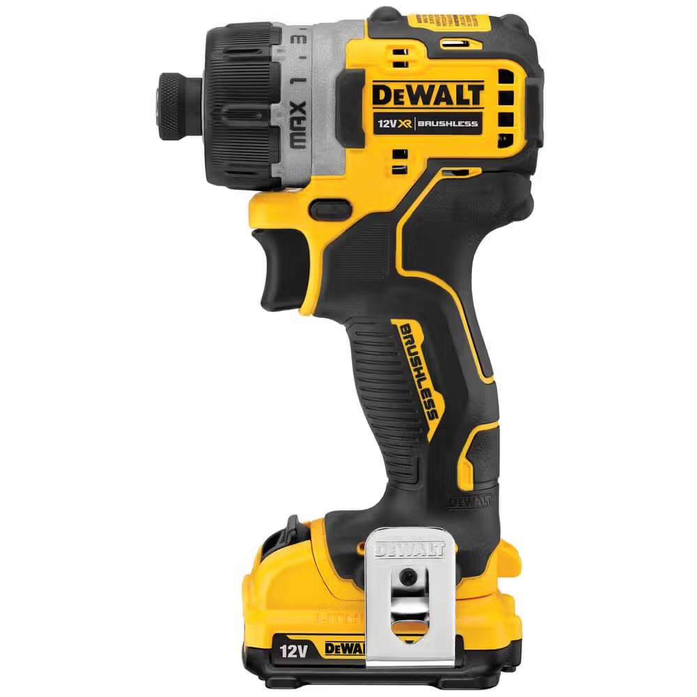 Фото - Шуруповерт DeWALT DCF601D2