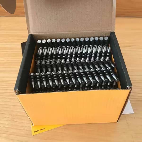 Фото - Гвозди DeWALT 3,7 мм (DCN8902015)