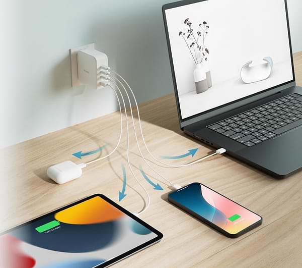 Фото - Мережевий зарядний пристрій D-Link DCP-101 100Вт GaN 3хUSB-С, 1xUSB-A White (DCP-101)