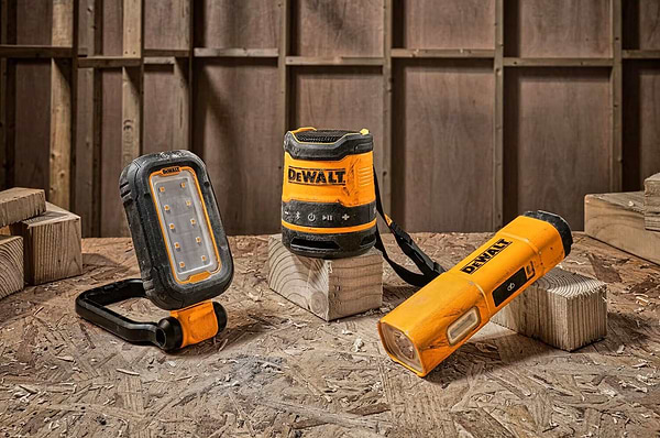 Фото - Портативная акустика DeWALT DCR009