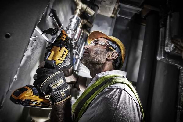 Фото - Багатофункціональний інструмент DeWALT DCS356N