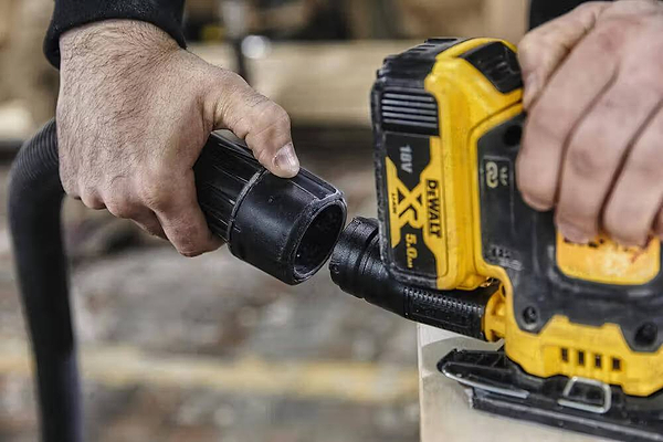 Фото - Виброшлифовочная машина DeWALT 18 В XR Li-lon (DCW200NT)