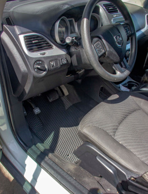 Фото - EVA килимки в салон авто передні EVAtech для Journey (2 clips) 7 seats Dodge 2007-2020 1 покоління SUV EU DE13387AE2LA2RBB