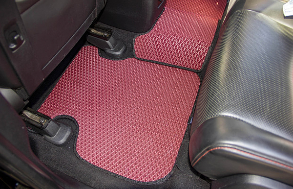 Фото - Коврики из экокожи в салон авто EVAtech ECO для Journey (2 clips) 6 seats Dodge 2007-2020 1 поколение SUV EU DE13399CV5LA2BBB