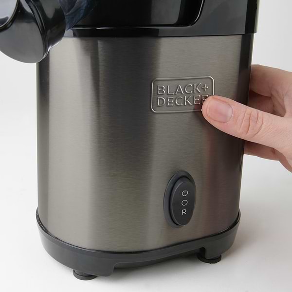 Фото - Соковыжималка шнековая Black&Decker BXJE200E