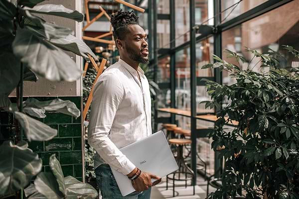 Фото - Ноутбук Dell Pro 16 Plus PB16250 (210-BPCK_U532512_UBU)