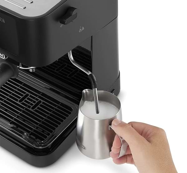 Фото - Кавоварка рожкова Delonghi EC235.BK