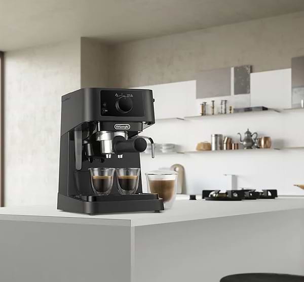 Фото - Кавоварка рожкова Delonghi EC235.BK