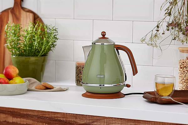Фото - Электрический чайник Delonghi KBOV2001.GR