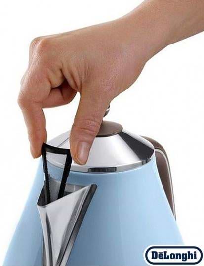 Фото - Электрический чайник Delonghi Icona Vintage 1.7 л Blue (KBOV2001AZ)